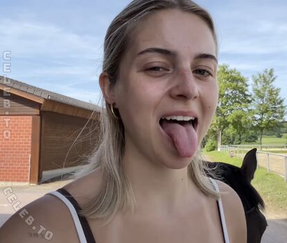 Full leaked Lea breuer private photo