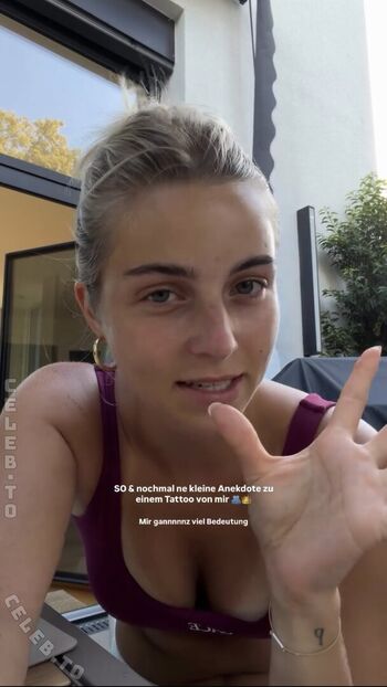 Full leaked Lea breuer page private photo