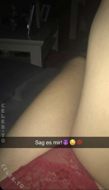 Full leaked Lea crrl page private photo