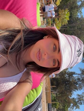 Full leaked Lea kobrossy private photo