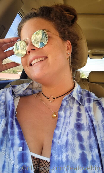 Full leaked Lea lovebird private photo