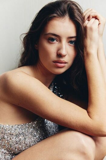 Full leaked Lea meniel page private photo