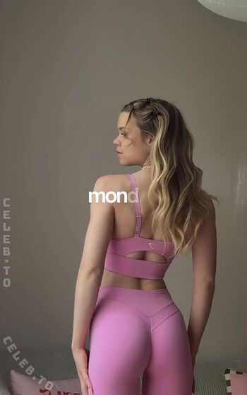 Full leaked Lea peach  page private photo