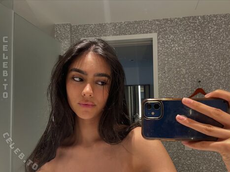 Full leaked Lea yami magadi page private photo