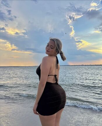 Full leaked Leah articolo private onlyfans photo