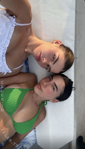 Full leaked Leah halton page private onlyfans photo