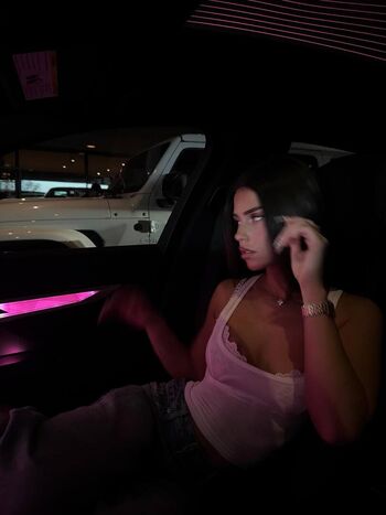 Full leaked Leah halton private onlyfans photo