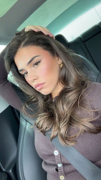 Full leaked Leah halton page private photo