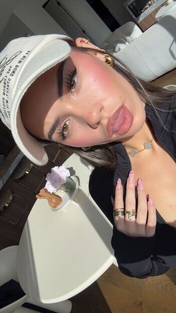 Full leaked Leah halton page private photo