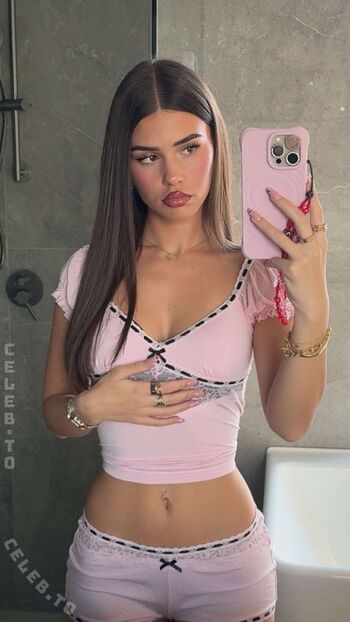Full leaked Leah halton private photo