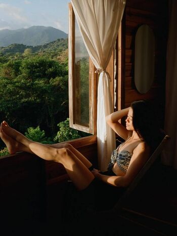 Full leaked Leah lewis private onlyfans photo