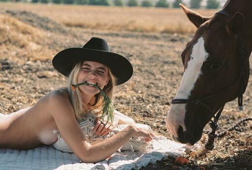 Full leaked Leah rose private photo