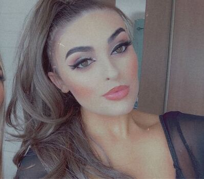 Full leaked Leah treanor private onlyfans photo