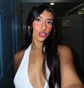 Full leaked Leahhalton private photo