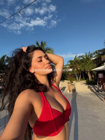 Full leaked Leahkateb private onlyfans photo