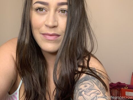 Full leaked Leannecrow page private photo
