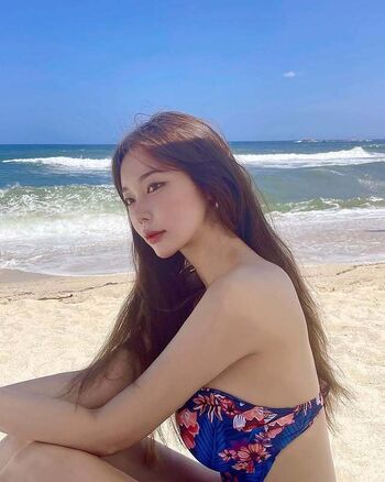 Full leaked Lee gyuri private photo