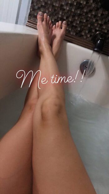 Full leaked Leelee private photo
