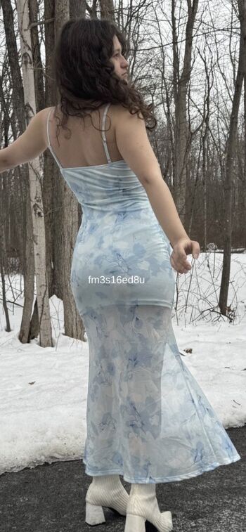 Full leaked Leeseyes private onlyfans photo