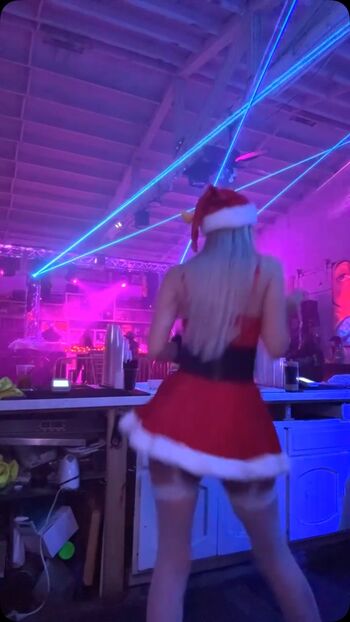 Full leaked Left fordread page private onlyfans photo