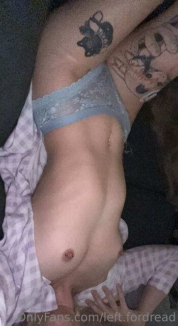 Full leaked Left fordread page private onlyfans photo