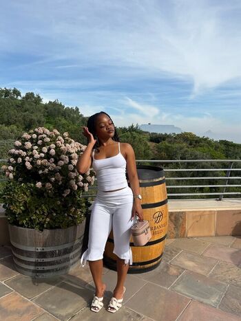 Full leaked Leigh mag private photo