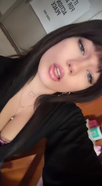 Full leaked Lekittiee private onlyfans photo