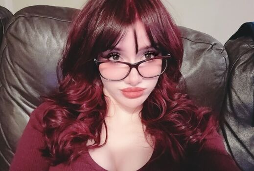 Full leaked Lemonkiwi private photo