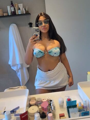 Full leaked Lena farhat private onlyfans photo