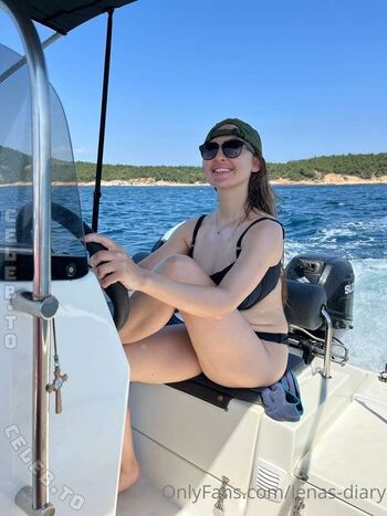Full leaked Lena glamour page private photo