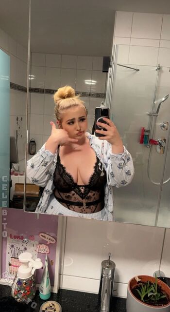 Full leaked Lena kra private onlyfans photo