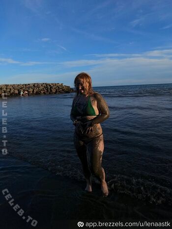 Full leaked Lenaa stk  page private onlyfans photo