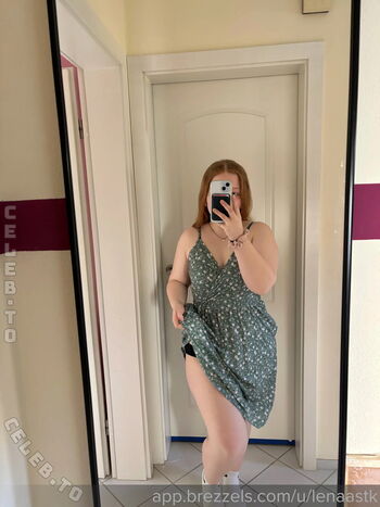 Full leaked Lenaa stk  page private onlyfans photo