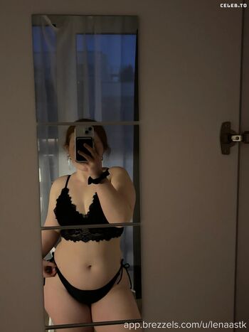 Full leaked Lenaastk page private onlyfans photo