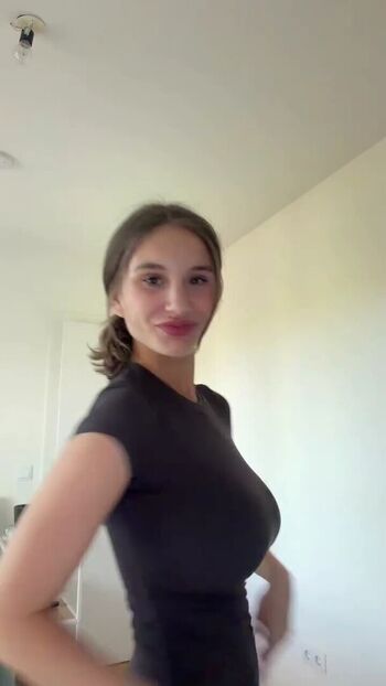Full leaked Lenahfr private photo