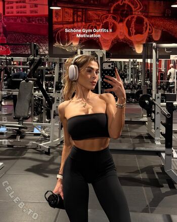 Full leaked Lenaknk private onlyfans photo