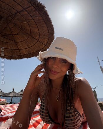 Full leaked Lenaknk private photo