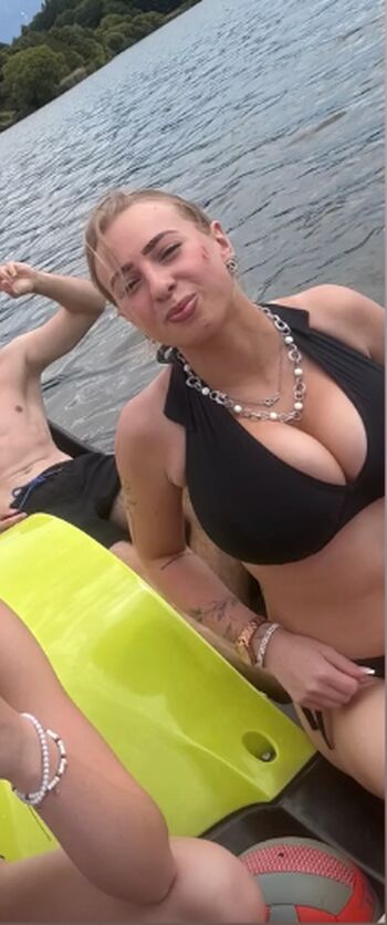 Full leaked Lenasalm private onlyfans photo