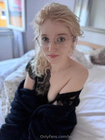 Full leaked Lenathegarbagecan private photo