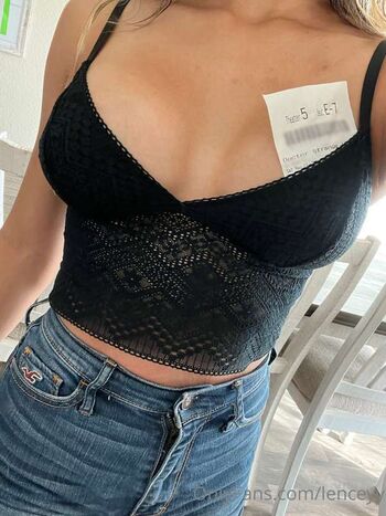 Full leaked Lenceyy page private onlyfans photo