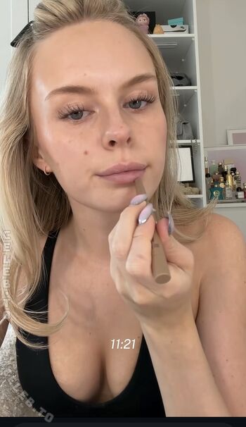 Full leaked Leni marie private photo