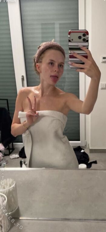 Full leaked Leni marie private photo