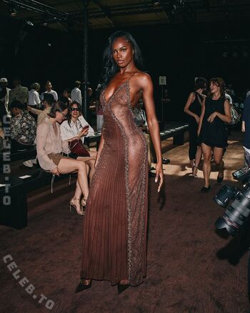 Full leaked Leomie anderson private photo