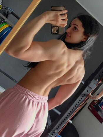 Full leaked Leona maronn private photo