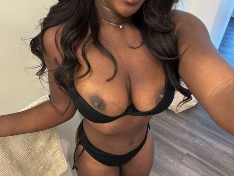 Full leaked Leonatengwana private photo