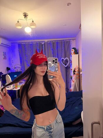 Full leaked Leonesan private onlyfans photo