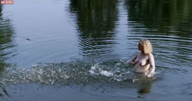 Full leaked Leonie sommer private photo