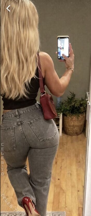 Full leaked Leoniesia private photo