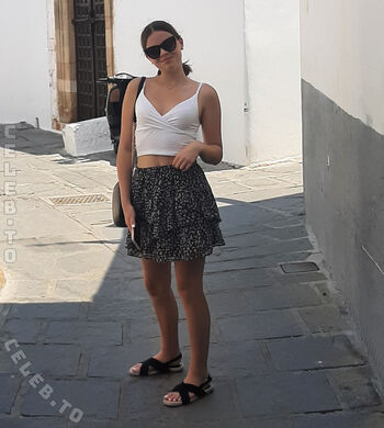 Full leaked Leonih page private onlyfans photo