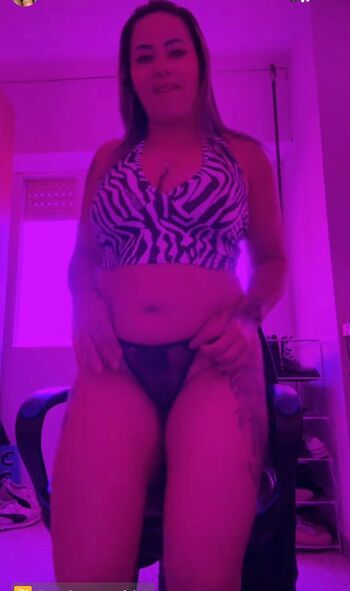 Full leaked Leonina oficial private onlyfans photo